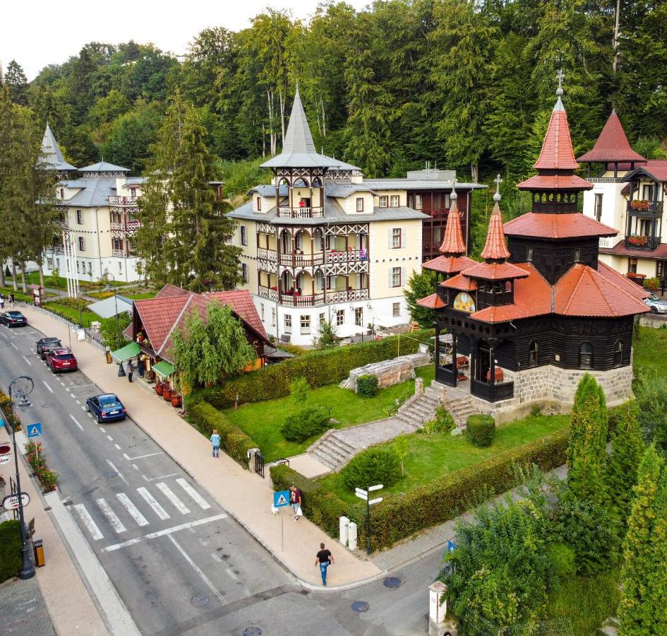 Hotel Pacsirta โซวาตา ภายนอก รูปภาพ